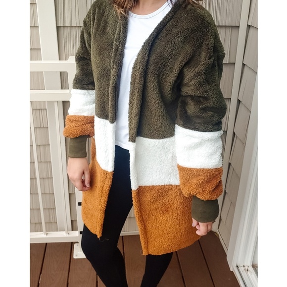 Colorblock Teddy Coat - Picture 3 of 4